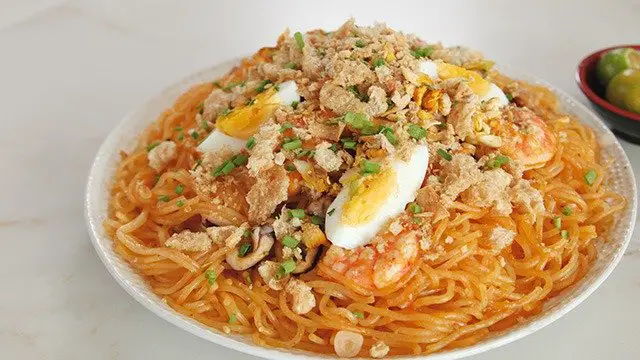 Master Authentic Pancit Palabok With These Preparation Tips