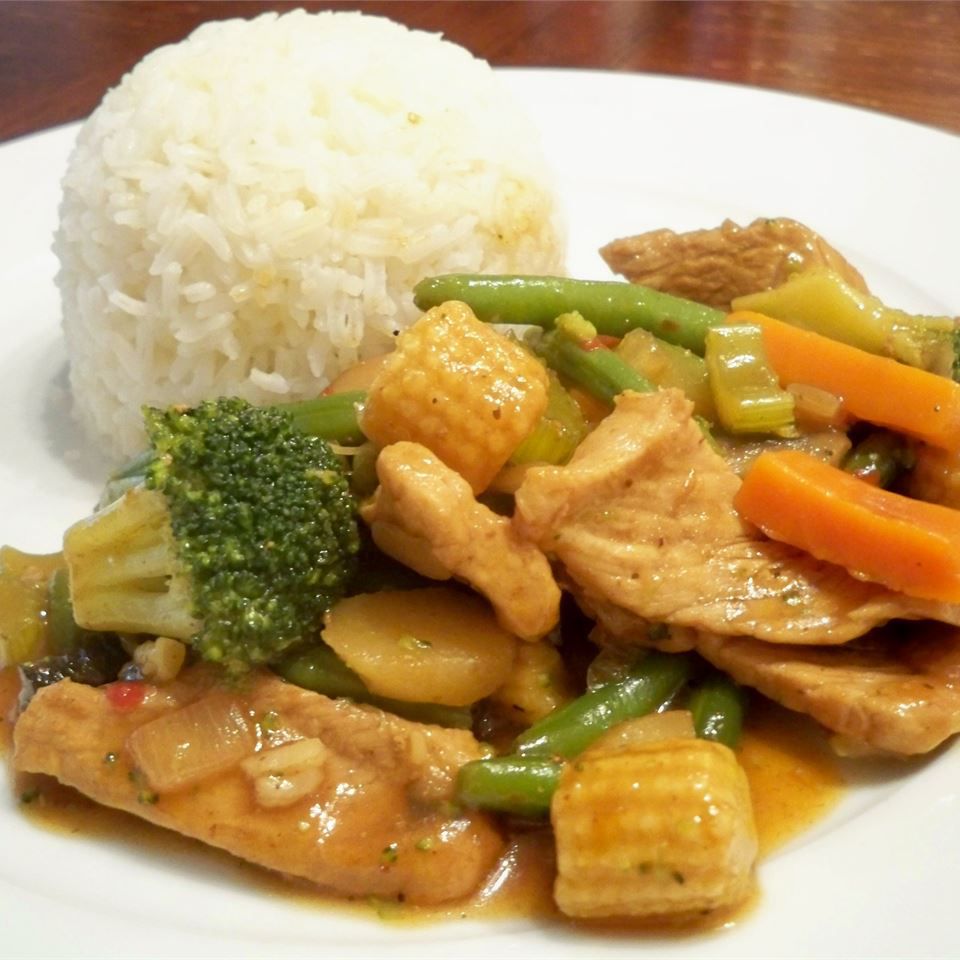 What Restaurants Serve Authentic Chop Suey Dishes?