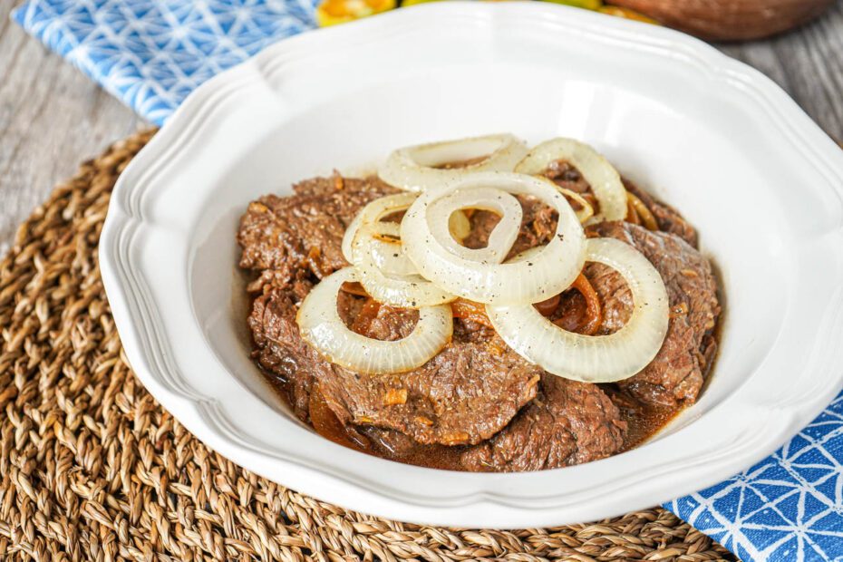 What Is a Breakfast Steak Recipe in Filipino Style?