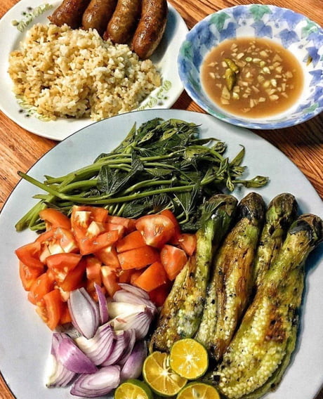 What Is a Gulay Breakfast?