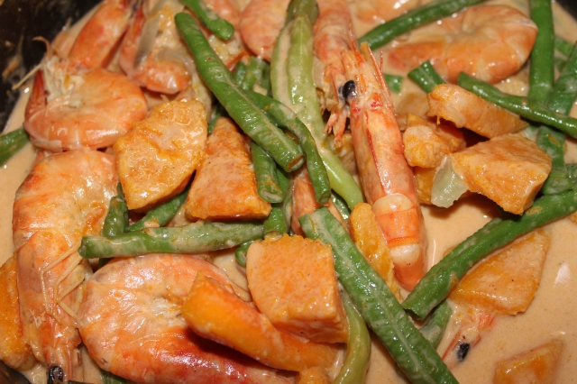 Impress Your Guests With Ginataang Hipon Sitaw at Kalabasa: a Simple Recipe