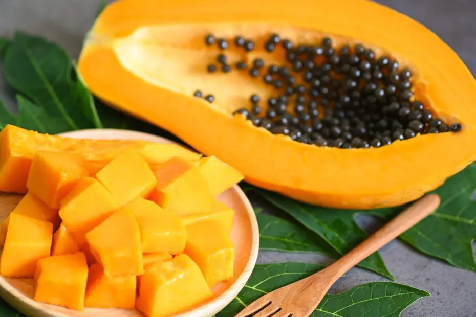 Tropical Goodness: Uncover Papaya's Benefits and Culinary Charms