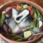 How Does the Paksiw (Steaming in Vinegar) Technique Enhance the Flavor of Seafood in Philippine Cuisine?
