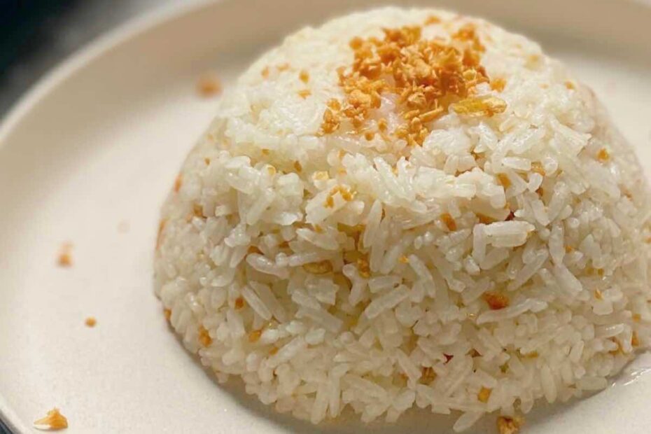 Sinangag: Mastering Filipino Garlic Fried Rice Technique